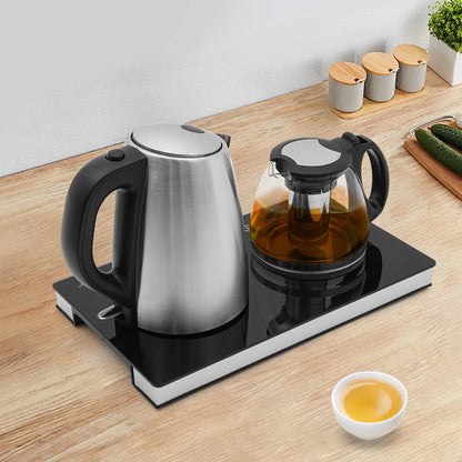 Bouilloire électrique double avec théière sur un comptoir