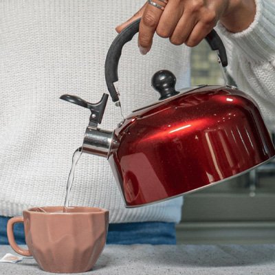Bouilloire sifflante-couleur-rouge 