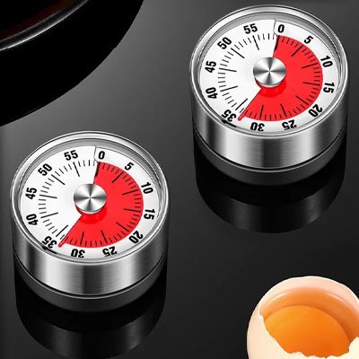  deux miuteurs oeuf table