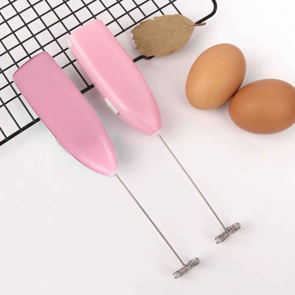mousseur lait rose oeufs