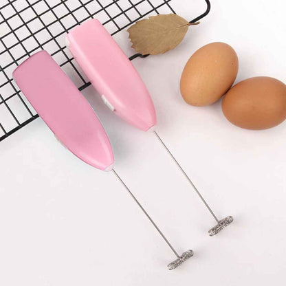 mousseur lait rose oeufs