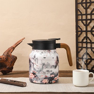 Théière avec infuseur 